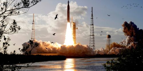 Marlins still awestruck by their sky-high view of Artemis II launch
