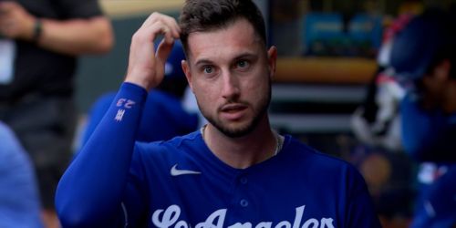 Tucker day to day after exiting game with back spasms