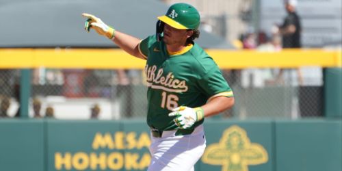 A's astonishing 4-HR inning includes 3 straight on consecutive pitches