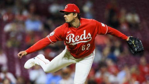 Reds bring back rookie reliever after another bullpen injury strikes