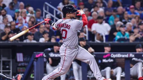 Willson Contreras has division rival slugger in the way of first Silver Slugger with Red Sox