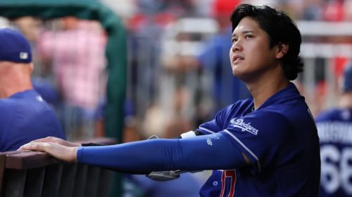 Shohei Ohtani skips bullpen session and won’t throw off mound until irritated left knee feels 100%