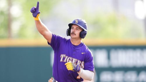 Mariners go all-in on bucking surprise MLB Draft trend with Jake Brown pick