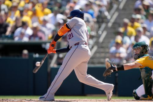 Astros Finally Back to .500 with 7-4 Victory, Sweep of Angels