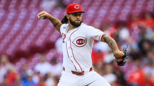 Reds roster purge opens door for intriguing acquisition from Rece Hinds trade