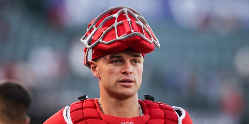 'He can be a perennial All-Star:' O'Hoppe primed for breakout year