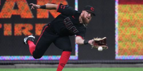 'That play needs to be made': Dunn consoled by teammates after costly error