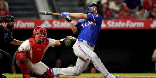 Seager's resurgence gives Rangers hope to break free from .500