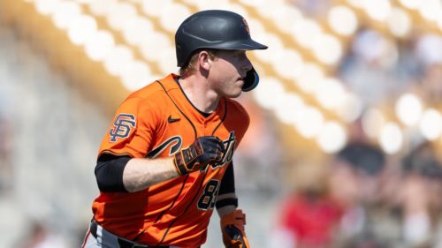 Breakout SF Giants prospect hobbled by ill-timed spring training injury scare
