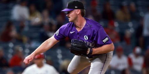 All Shook up: Rox rookie shines after 6-year journey to MLB mound