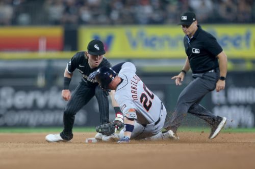 Tigers drop series opener against White Sox