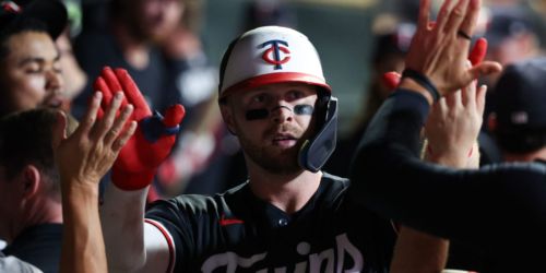 Jeffers, Clemens spark Twins' offense in rout of Tigers