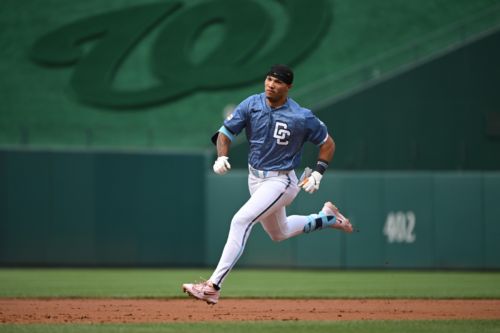 Mariners Lose 8-3, I Snooze… Do-Re-Mi