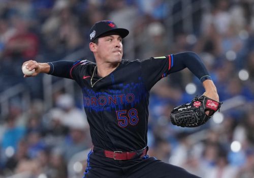 Jays Lose to White Sox, 12-4