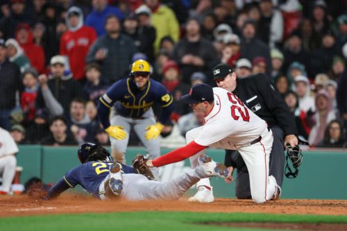 Brewers take down Red Sox at Fenway in hectic game, 8-6