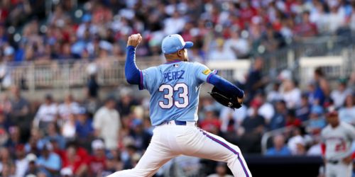Pérez, starting on short notice, flirts with no-hitter as Braves beat Nationals