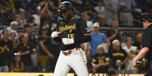 Bucs blast off! Cruz's 113.1 mph missile helps set franchise homer mark