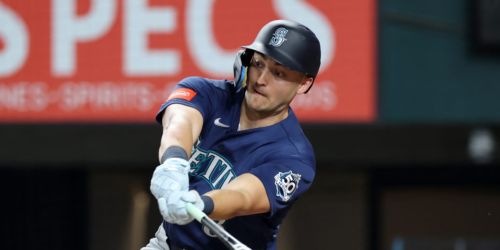 Mariners' offensive struggles persist in aftermath of asst. hitting coach's dismissal