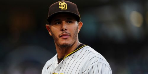 Machado out of lineup day after early exit; Cronenworth gets first career start at 3B