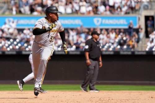 Pirates enter crucial Cubs series with wild card hopes very top of mind