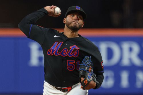 Middle Innings Bite Peralta Again in Loss to Rockies