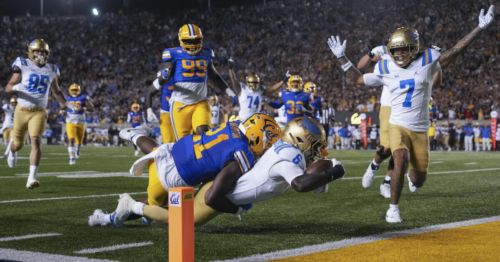 UCLA surges in fourth quarter to open Bob Chesney era with win over Cal