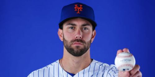 Peterson owning status as longest-tenured Met