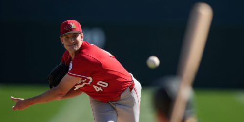 Lodolo (left index finger blister) closing in on Reds return