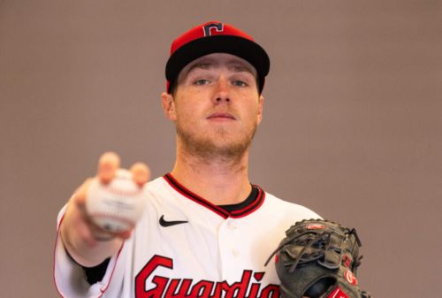 Guardians Recall Austin Peterson For MLB Debut, Outright Carlos Hernández