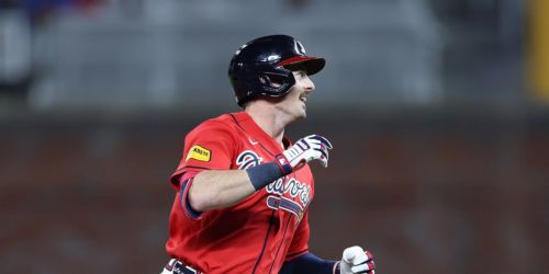 Yaz walks off grandpa's team in extra innings with clutch double
